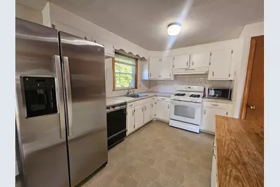 2 Saddleback Hill Road, Bellingham, MA 02019 - Photo 5