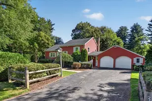 356 Springfield St, Wilbraham, MA 01095 - Photo 1