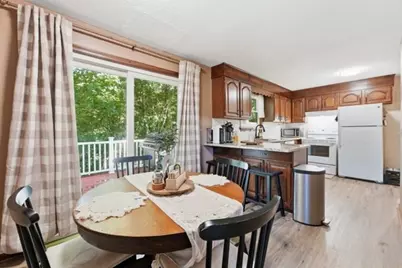185 Murphy Ln, Chicopee, MA 01020 - Photo 5