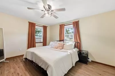 185 Murphy Ln, Chicopee, MA 01020 - Photo 9
