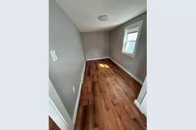 46 Cottage St, New Bedford, MA 02740 - Photo 9