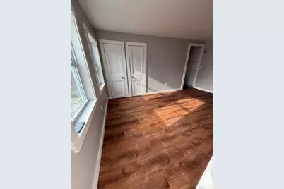 46 Cottage St, New Bedford, MA 02740 - Photo 15