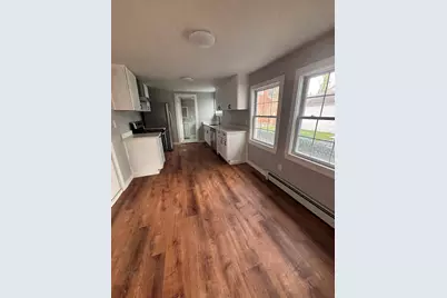46 Cottage St, New Bedford, MA 02740 - Photo 3