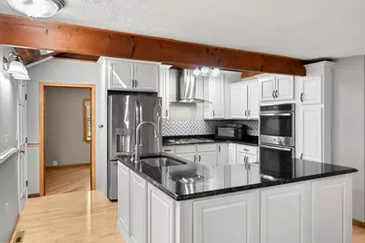 22 Basswood Ave, Billerica, MA 01821 - Photo 7