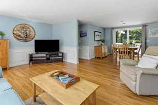 10 Templeton Pl, Yarmouth, MA 02673 - Photo 9