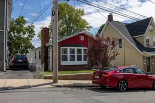 41 Dedham St, Revere, MA 02151 - Photo 23