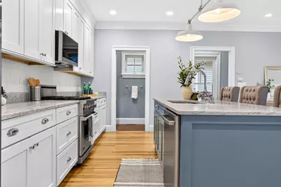 30 Chestnut Sq #30, Boston, MA 02130 - Photo 11