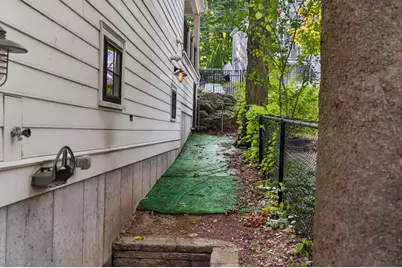30 Chestnut Sq #30, Boston, MA 02130 - Photo 33