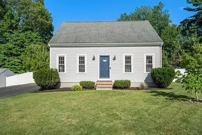 11 Daniel Teague Dr, Rockland, MA 02370 - Photo 1