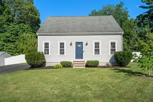 11 Daniel Teague Dr, Rockland, MA 02370 - Photo 1
