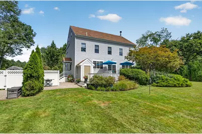 375 Old County Rd, Westport, MA 02790 - Photo 5
