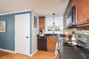 92 Louis Rd, Springfield, MA 01118 - Photo 7