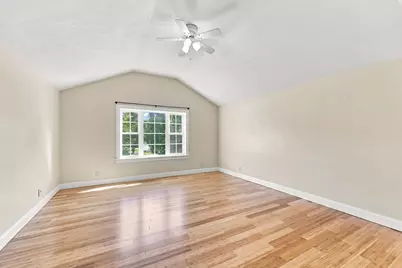 8 Caddyshack Dr, Chicopee, MA 01020 - Photo 27