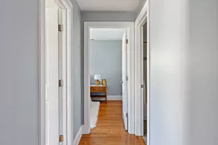 413 E 7th St, Boston, MA 02127 - Photo 25