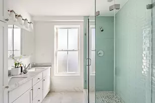 413 E 7th St, Boston, MA 02127 - Photo 21