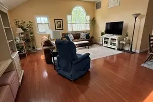 38 Reynolds Ave, Randolph, MA 02368 - Photo 9