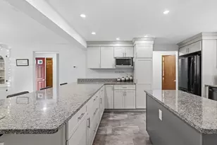 33 Woodland Rd, Rochester, MA 02770 - Photo 13