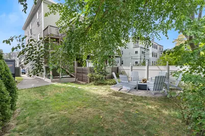 306 Maverick St #1, Boston, MA 02128 - Photo 9