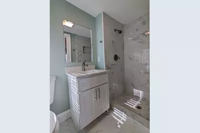 293 Fayette St #3, Quincy, MA 02170 - Photo 3