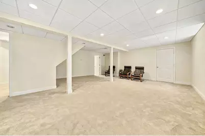 21 Elmwood Rd, Wellesley, MA 02481 - Photo 31