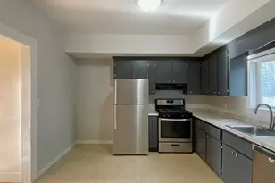 111 Ashland St, Melrose, MA 02176 - Photo 15