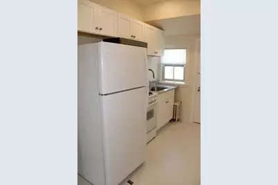 96 Middle St #3, Gloucester, MA 01930 - Photo 3