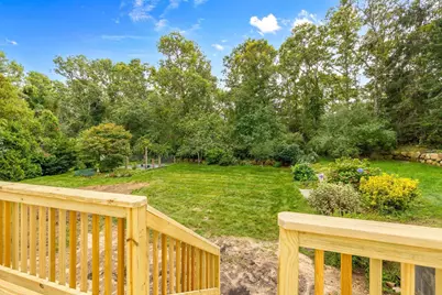 19 Essex Rd, Mashpee, MA 02649 - Photo 5