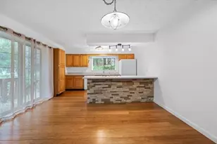 54 Voyagers Ln, Ashland, MA 01721 - Photo 3