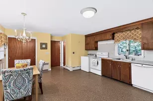 61 Page Rd, North Attleboro, MA 02760 - Photo 7