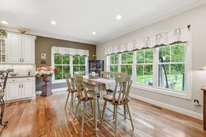 406 N Liberty St, Belchertown, MA 01007 - Photo 13
