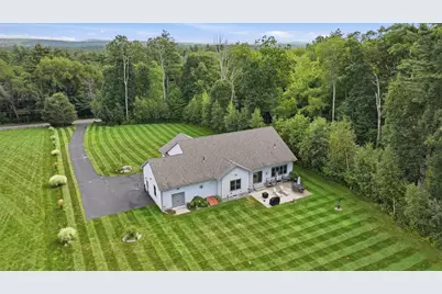 406 N Liberty St, Belchertown, MA 01007 - Photo 41
