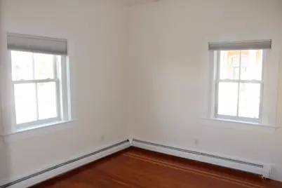 96 Middle St #2, Gloucester, MA 01930 - Photo 5
