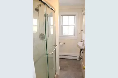 96 Middle St #2, Gloucester, MA 01930 - Photo 3