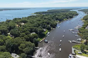 29 Childs River Rd, Falmouth, MA 02536 - Photo 9