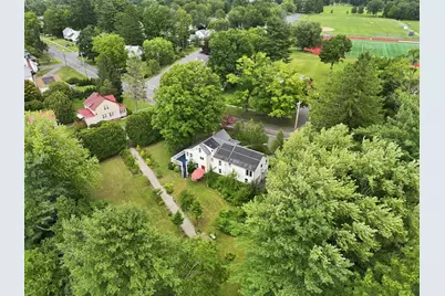 143 Park St, Easthampton, MA 01027 - Photo 3