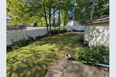 8 Robin Rd, Milford, MA 01757 - Photo 27