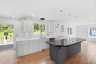 10 Happy Acres, East Longmeadow, MA 01028 - Photo 13