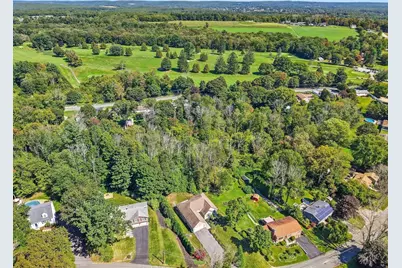24 Tanyard Rd, Dudley, MA 01571 - Photo 33