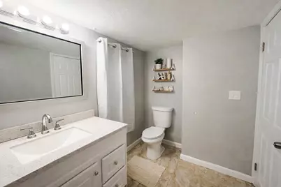 17 Moon St, Southbridge, MA 01550 - Photo 25