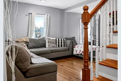 17 Moon St, Southbridge, MA 01550 - Photo 7