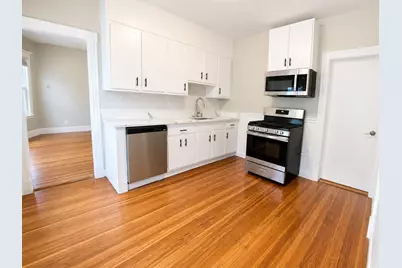 21 Dowse St #3, Everett, MA 02149 - Photo 5
