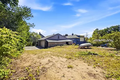 262 Essex St, Swampscott, MA 01907 - Photo 3