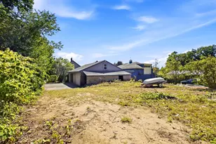262 Essex St, Swampscott, MA 01907 - Photo 3