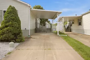 177 Songbird, Tiverton, RI 02878 - Photo 23
