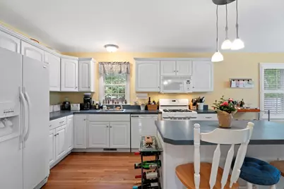 87 Neshobe Rd, Mashpee, MA 02649 - Photo 11