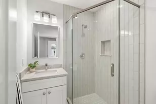 9 Downer Ct, Boston, MA 02122 - Photo 9