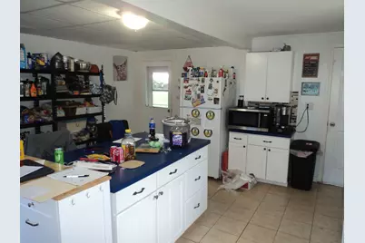 24 Pleasant St, Ware, MA 01082 - Photo 15