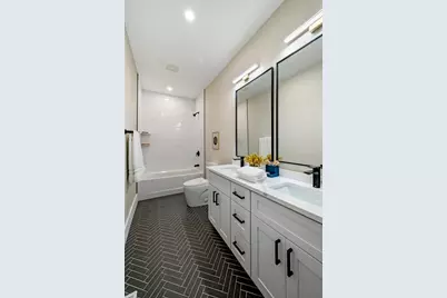 31 Wabon St #2, Boston, MA 02121 - Photo 11