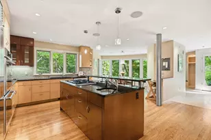 40 Warren St, Newton, MA 02459 - Photo 11