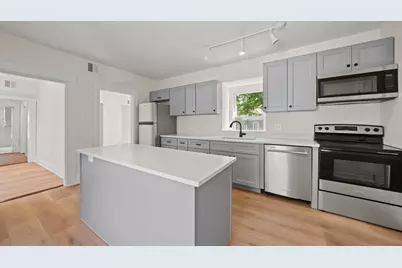 16 Lafayette St #2, Wakefield, MA 01880 - Photo 1